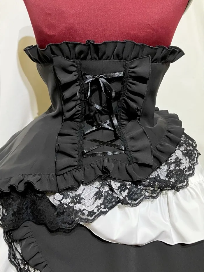 [大理石]带有大理石紧身胸衣螺旋长褶皱裙子的不同材料：白色X白色蕾丝