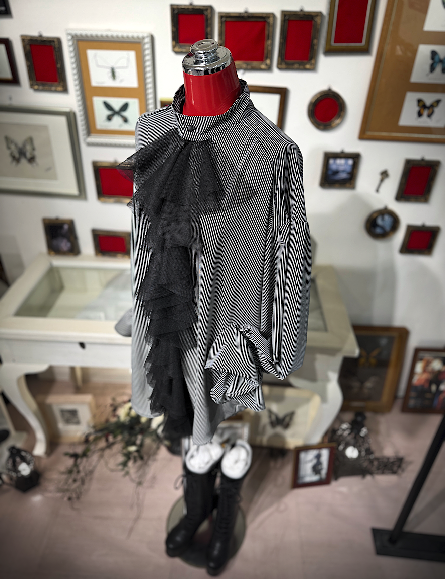 【Na+H】エヌエープラスエイチ　mirrorストライプシャツ