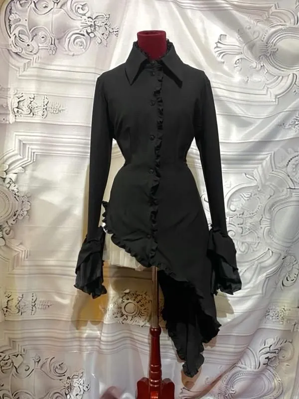 [Mármol] Marble Gótico Elegancia Asimétrica Conjunto de vestimenta de ángel caída: Velor negro x Ruffles de encaje negro x Cameo de oro antiguo
