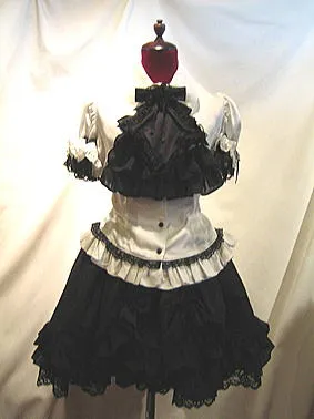 【MARBLE】マーブル　ネクタイ型フリルタイ付きパフスリーブブラウス+前ギャザースカラップスカート：白×黒タイ×黒レース