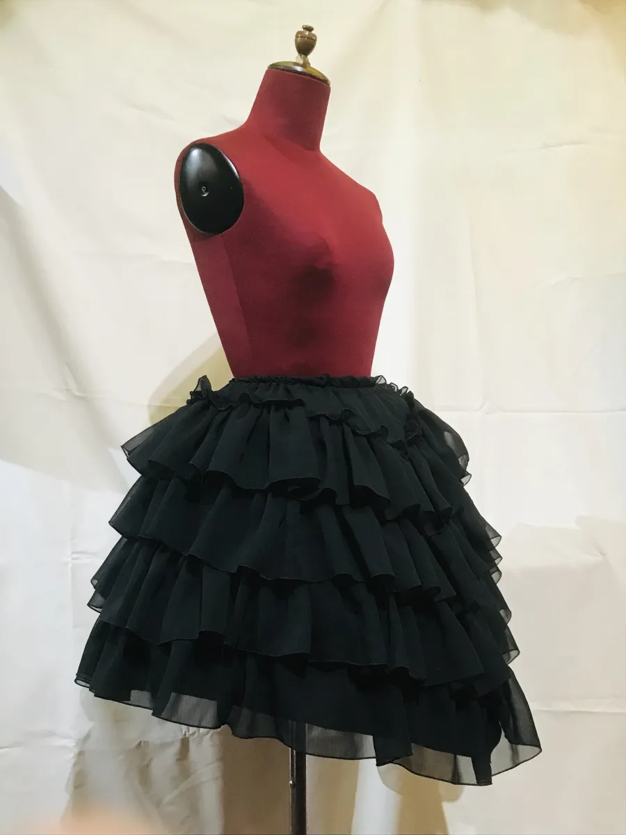 [Marble] Jupe féminine en forme de V en couches en marbre: Ruffles de Yanagi noirs