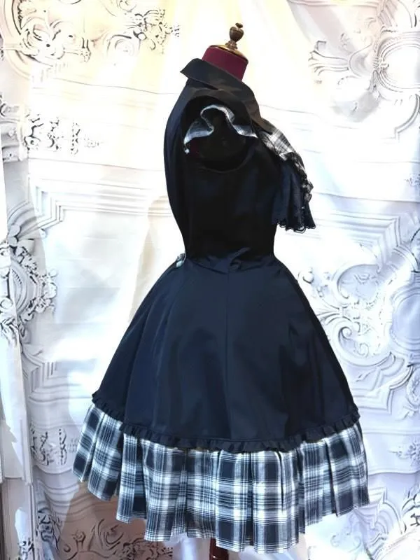 [MARBLE] Plisseekleid Marble BOX mit Wendekrawatte: Schwarz x Schwarz-Weiß-Karo oder schwarze Krawatte★Nicht zum Verkauf geeignet★