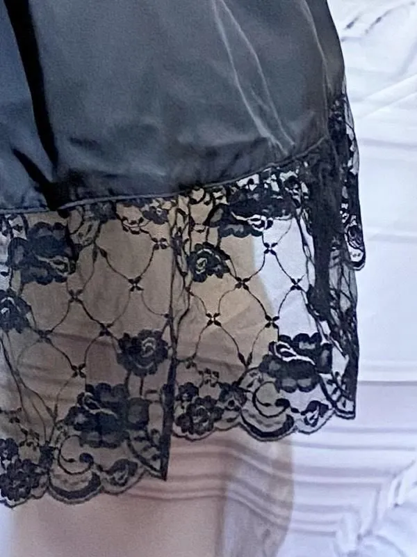 【MARBLE】マーブル　チュール付きレースインナースカート：チャコールグレー×黒レース