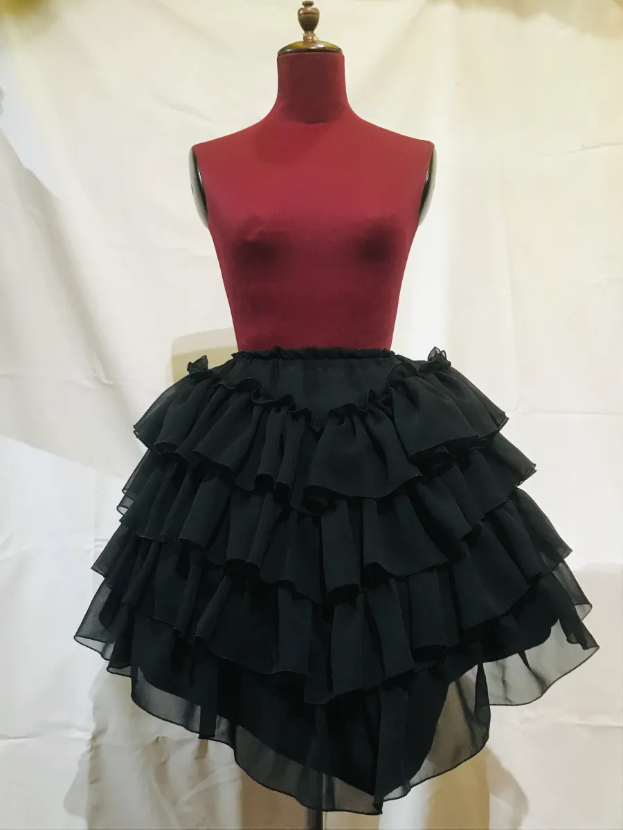 [Marble] Jupe féminine en forme de V en couches en marbre: Ruffles de Yanagi noirs