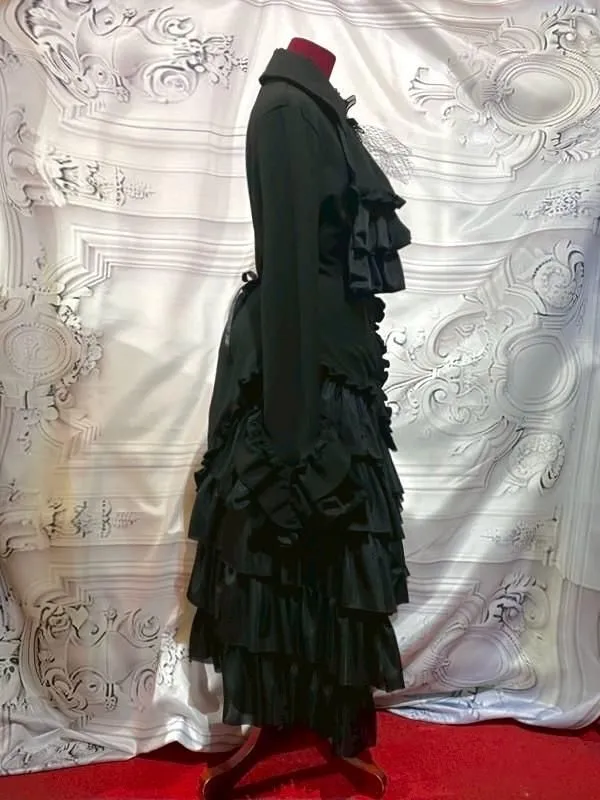 [Mármol] Marble Gótico Elegancia Asimétrica Conjunto de vestimenta de ángel caída: Velor negro x Ruffles de encaje negro x Cameo de oro antiguo