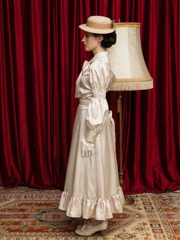 【Victorian maiden】ヴィクトリアンメイデン　★ご予約受付中★  シャイニーストライプラッフルフリルバッスルスカート　ベージュ/グレージュ/ブラック