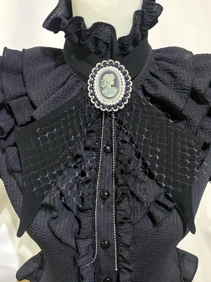 [MARBLE] Marble All-frilled puff sleeve blouse with gothic tie: black stripe