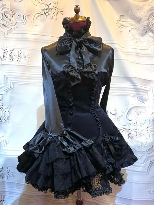 【MARBLE】マーブル　ブラウス付き風ワンピース+ボリュームリボンフリルスカート+リボンコサージュ：黒×黒ベロア(スカート：黒レース×黒)