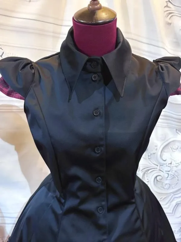 [MARBLE] Plisseekleid Marble BOX mit Wendekrawatte: Schwarz x Rot und Schwarz kariert oder schwarze Krawatte★Nicht zum Verkauf geeignet★