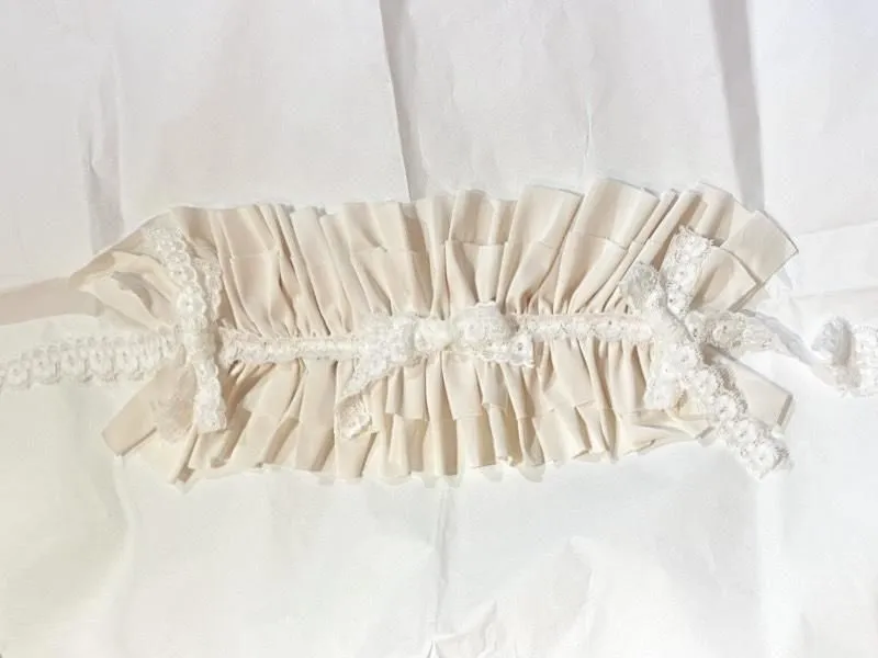 [Mármol] Marble Fringe Ribbon Tocado con volante de punto blanco