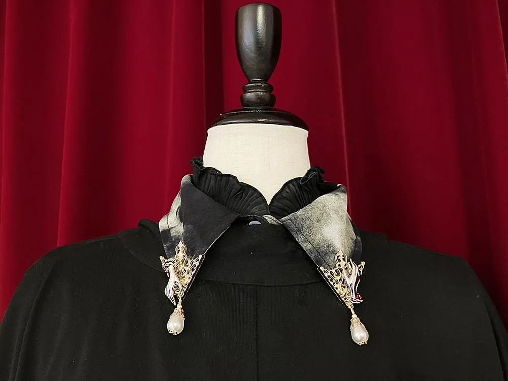 【Estrellas】エストレージャス　襟ブローチ／ Gothic