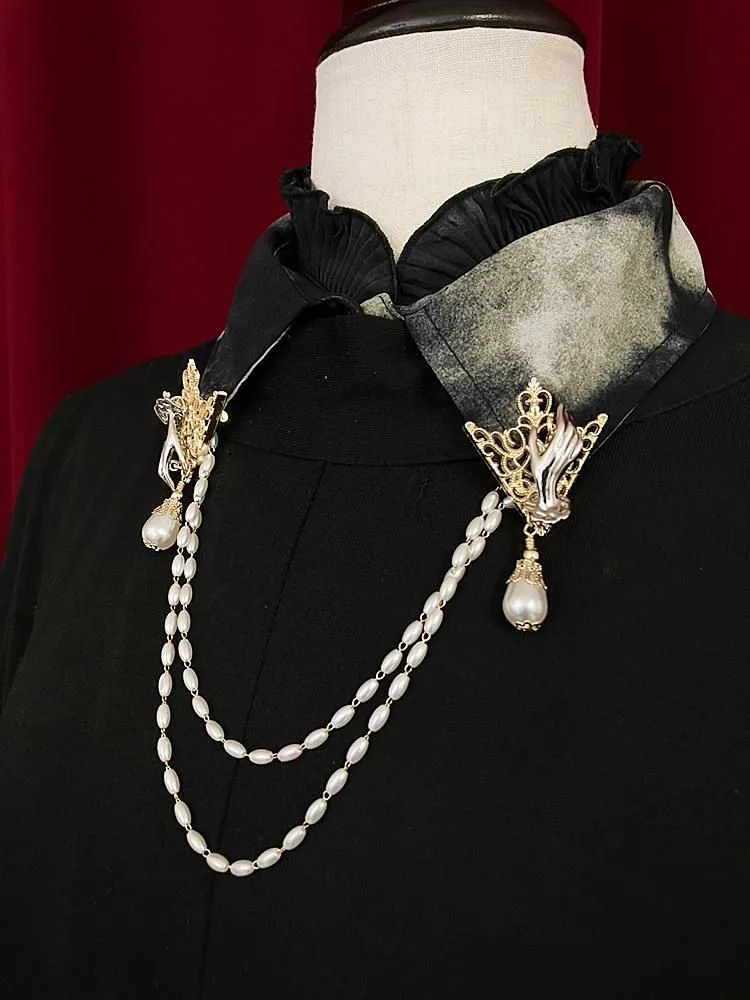 【Estrellas】エストレージャス　襟ブローチ／ Gothic