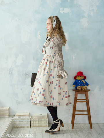 【Victorian maiden】ヴィクトリアンメイデン　Paddington™ エプロンドレス　ホワイト/ベージュ