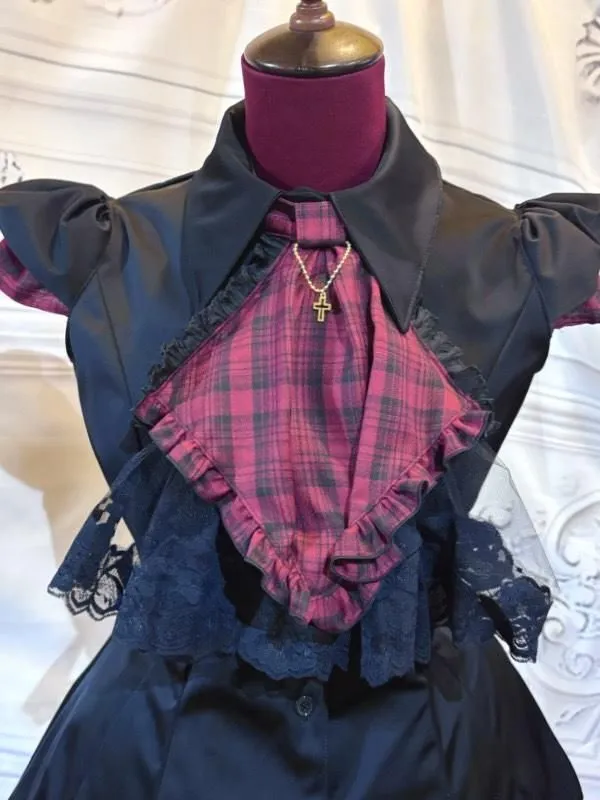 [MARBLE] Plisseekleid Marble BOX mit Wendekrawatte: Schwarz x Rot und Schwarz kariert oder schwarze Krawatte★Nicht zum Verkauf geeignet★