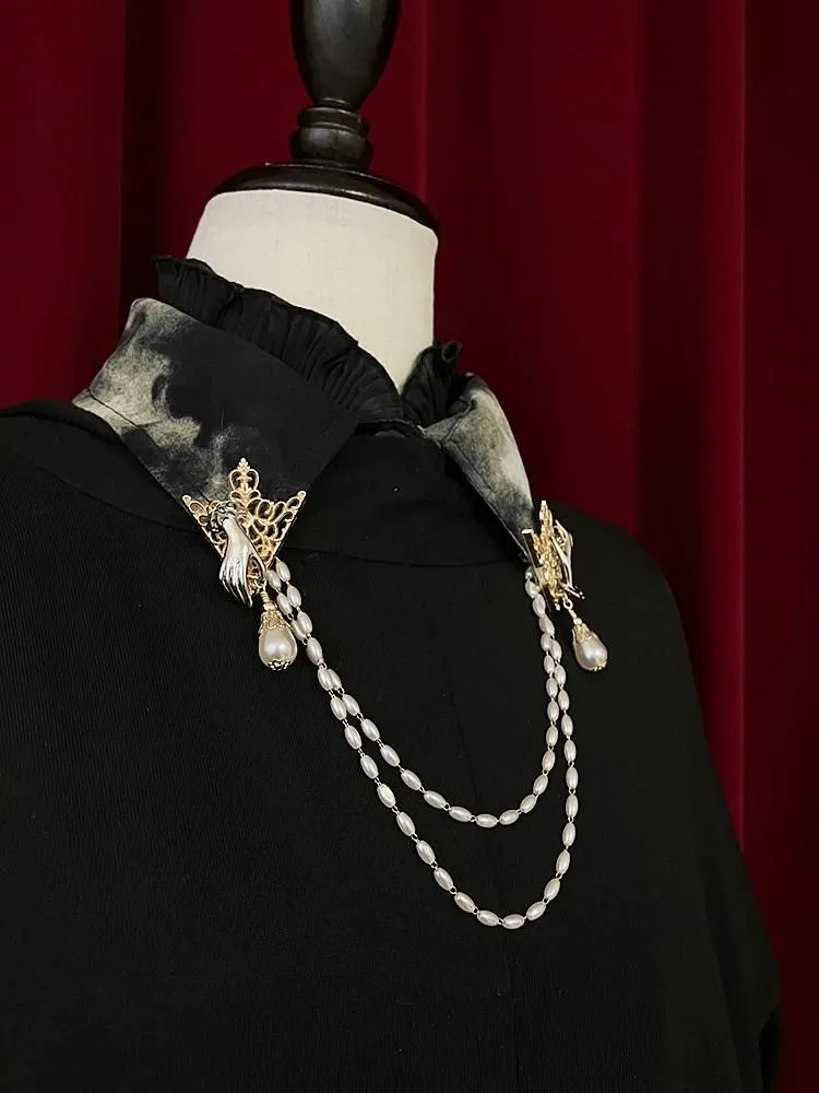 【Estrellas】エストレージャス　襟ブローチ／ Gothic