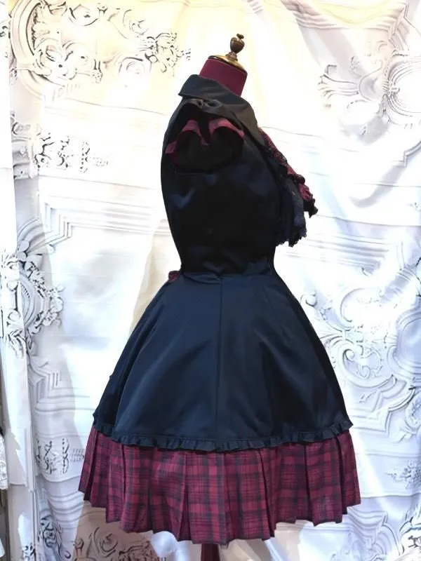 [MARBLE] Plisseekleid Marble BOX mit Wendekrawatte: Schwarz x Rot und Schwarz kariert oder schwarze Krawatte★Nicht zum Verkauf geeignet★