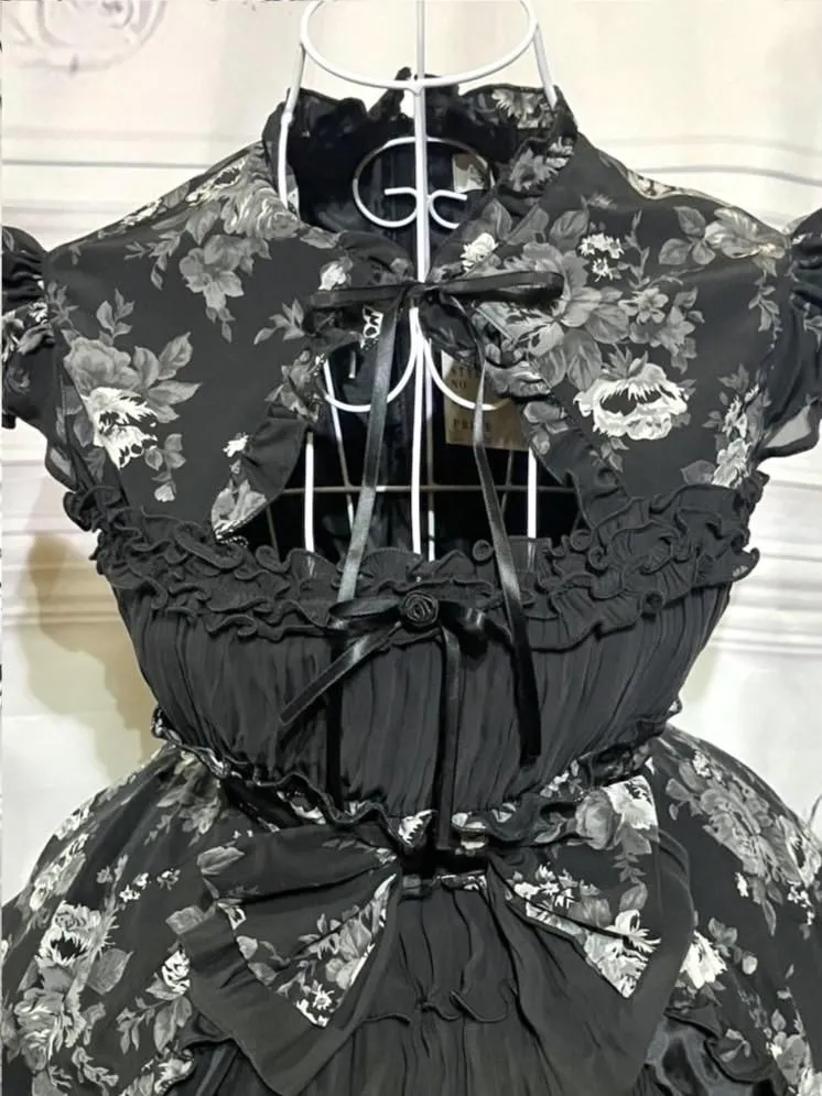 [Marmor] Marmor-Farbstil Bolero mit farbig dekorativem Kleid: Graues Rosenmusterkleid