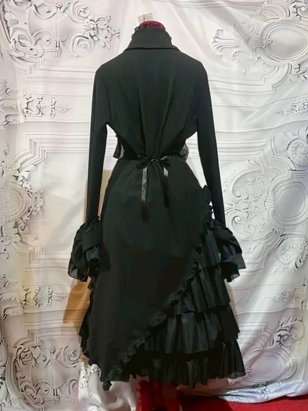 [Mármol] Marble Gótico Elegancia Asimétrica Conjunto de vestimenta de ángel caída: Velor negro x Ruffles de encaje negro x Cameo de oro antiguo
