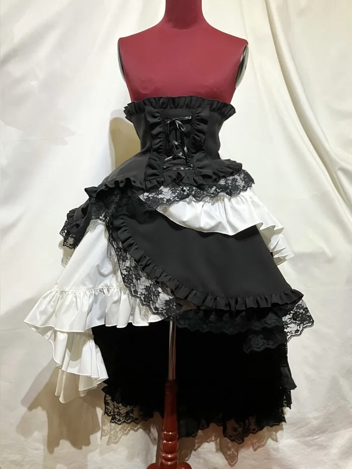 [大理石]带有大理石紧身胸衣螺旋长褶皱裙子的不同材料：白色X白色蕾丝