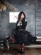 【Morun×Muuna Stoik】モランムーナストイック　Rose thorn bouquet」スカート　生成り/黒