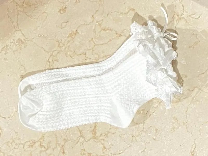 [大理石]带玫瑰和花边的大理石短袜子：白色X白色蕾丝