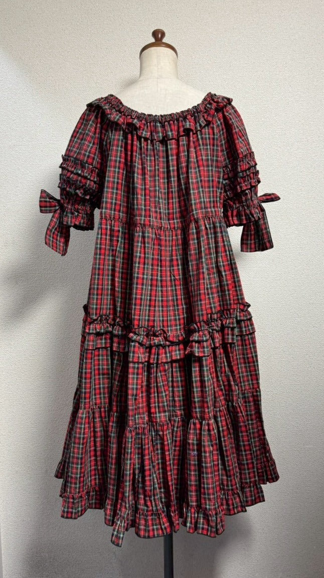 [Caída física] Vestido fruncido con caída física [Cuadros de tartán rojo, largo mini, largo largo]