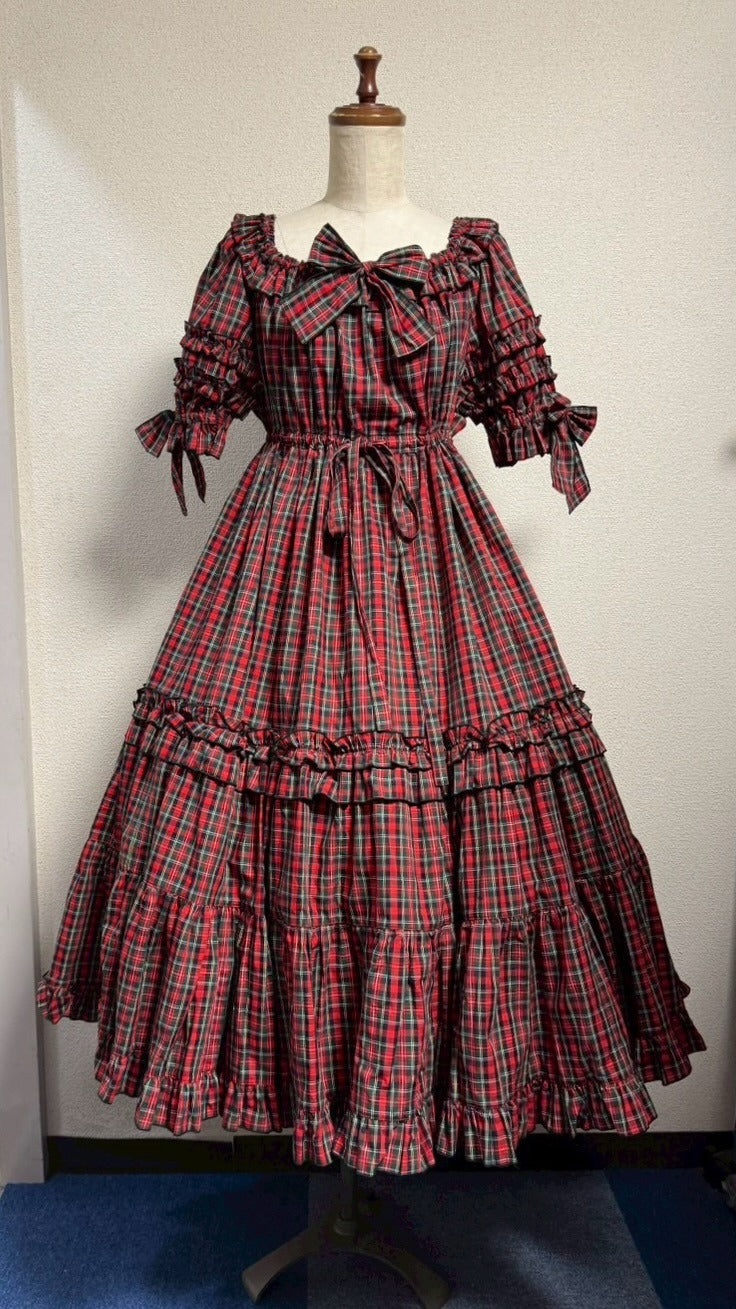 [Caída física] Vestido fruncido con caída física [Cuadros de tartán rojo, largo mini, largo largo]