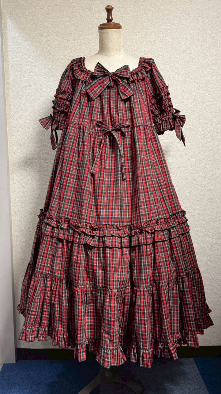 [Caída física] Vestido fruncido con caída física [Cuadros de tartán rojo, largo mini, largo largo]
