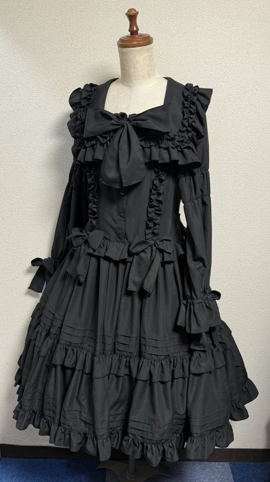 【Physical Drop】フィジカルドロップ　スクエアカラーワンピース【黒・2サイズ】