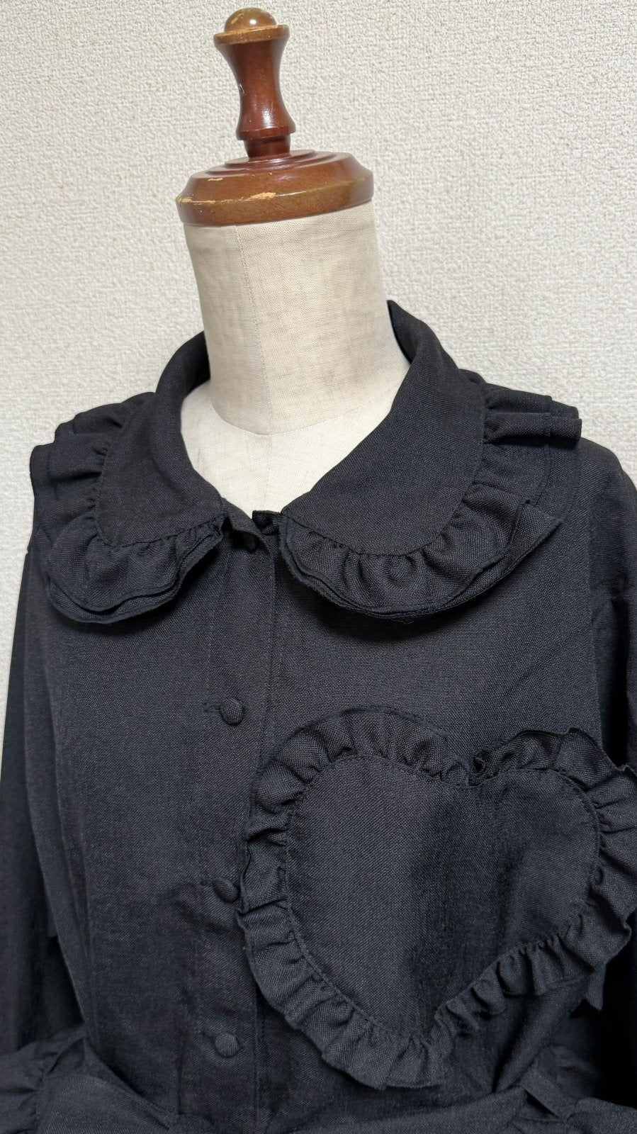 [Physical Drop] Physical drop heart pocket blouse jacket [black]