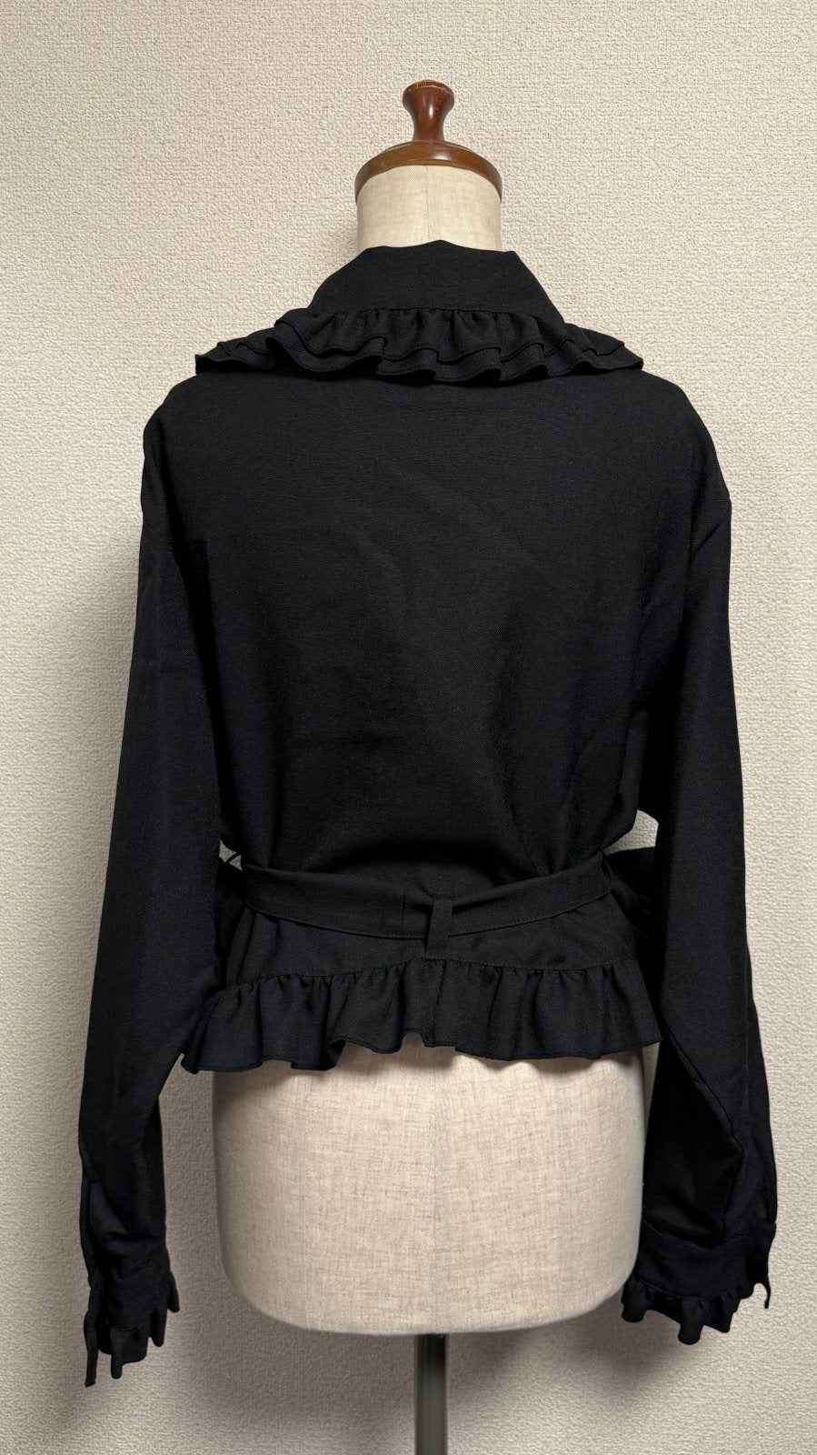 [Physical Drop] Physical drop heart pocket blouse jacket [black]