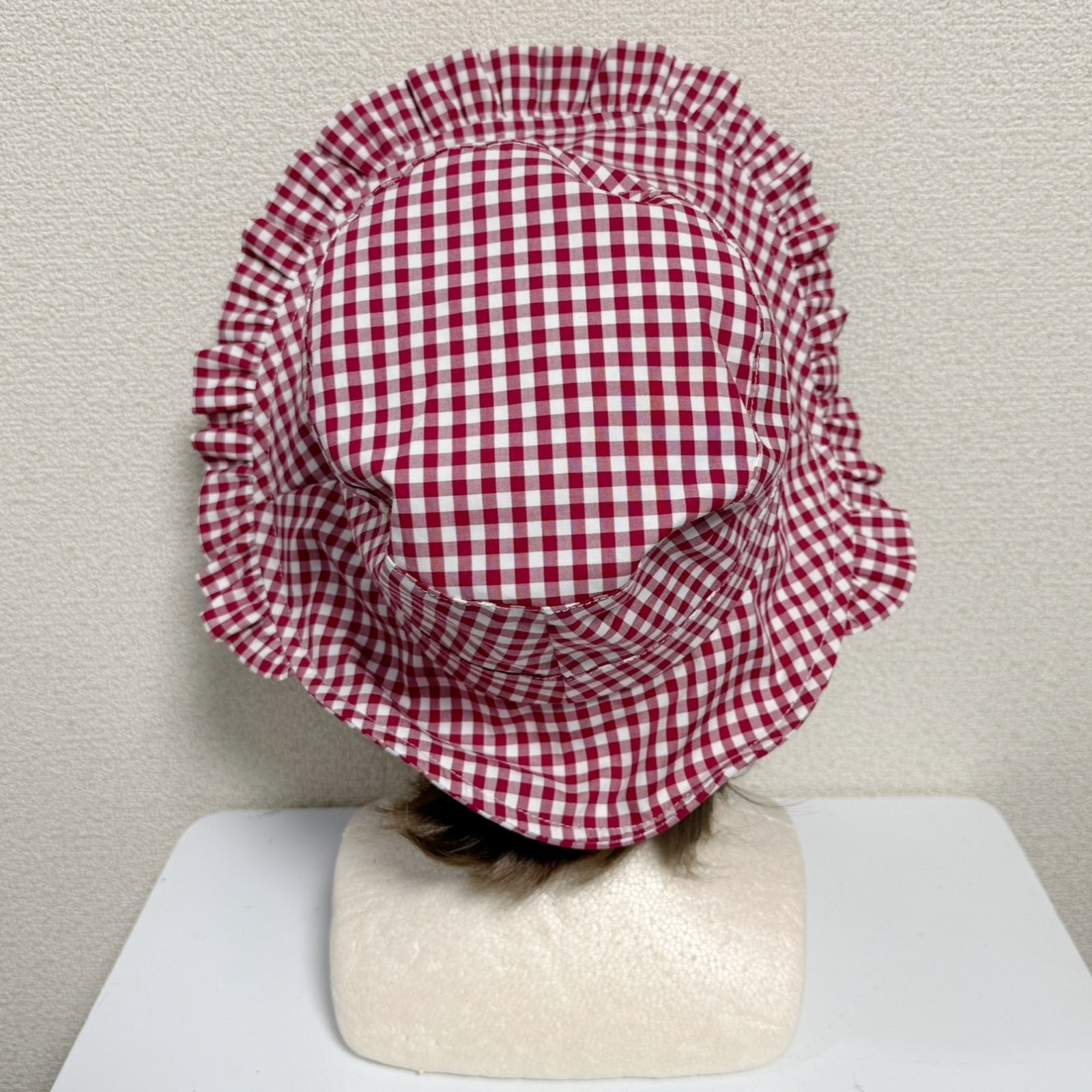 [Gota física] Sombrero con volantes de caída física [Guingán rojo cereza]