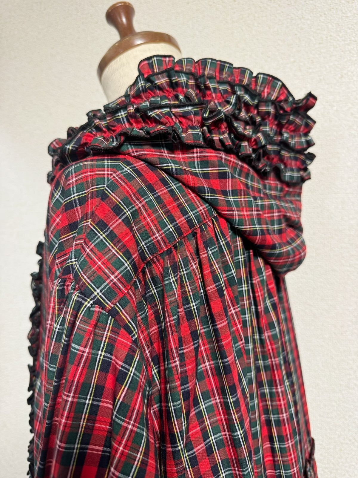 [Physical Drop] Robe de jardin nostalgique à chute physique [à carreaux tartan rouge]