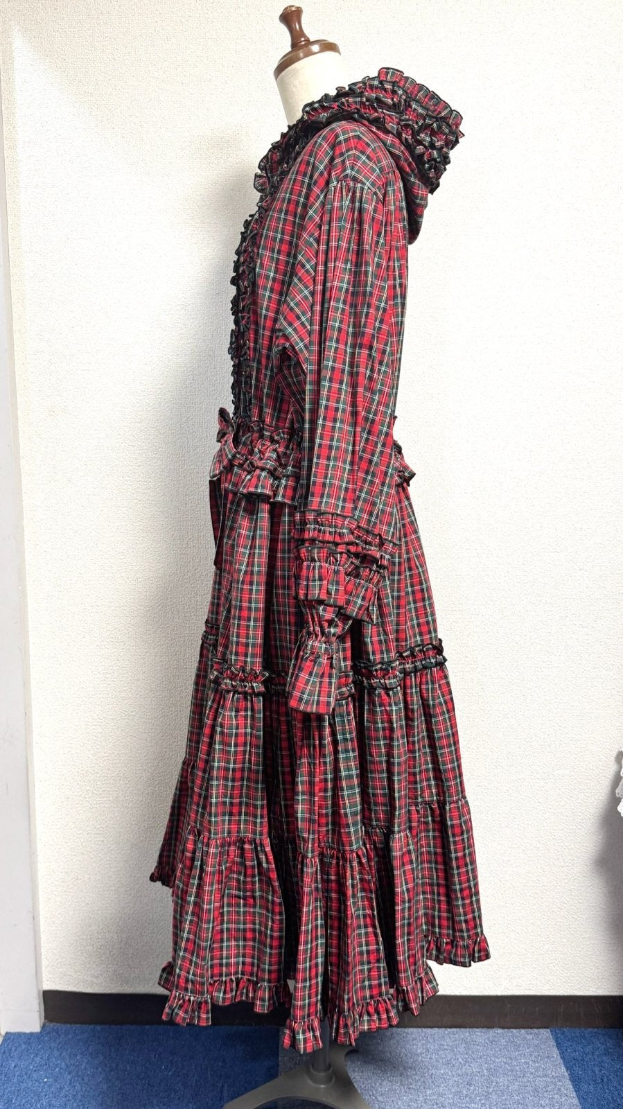 [Physical Drop] Robe de jardin nostalgique à chute physique [à carreaux tartan rouge]