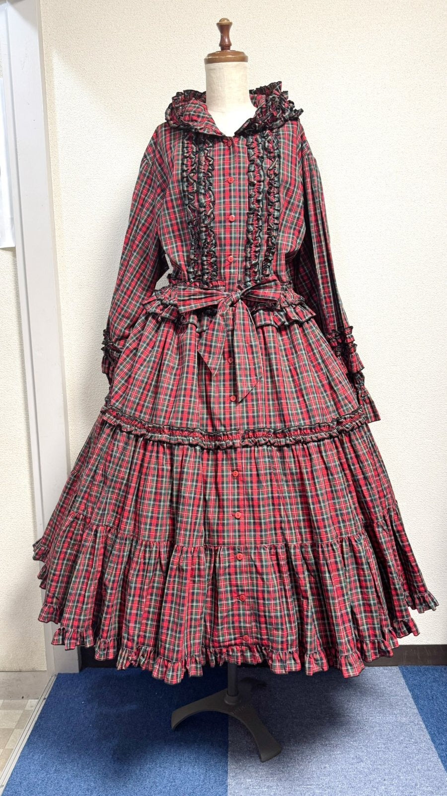 [Physical Drop] Robe de jardin nostalgique à chute physique [à carreaux tartan rouge]