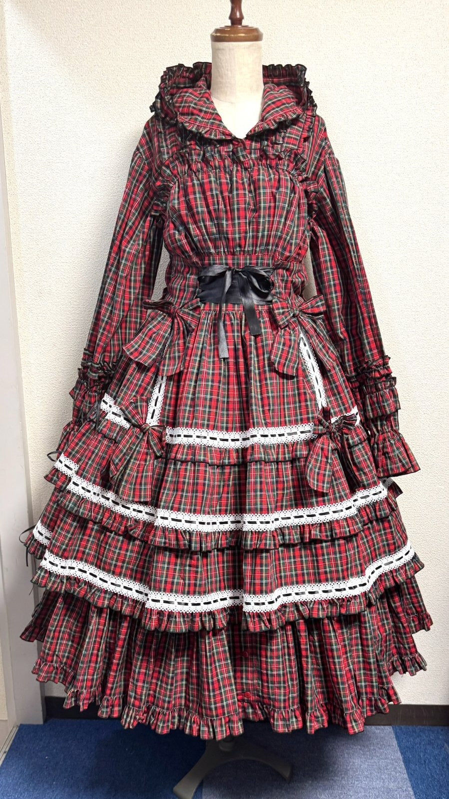 [Physical Drop] Robe de jardin nostalgique à chute physique [à carreaux tartan rouge]