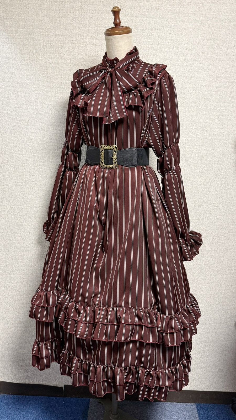 【Physical Drop】피지컬 드롭 스탠드 칼라 A라인 원피스【엔지 레지멘탈 스트라이프】