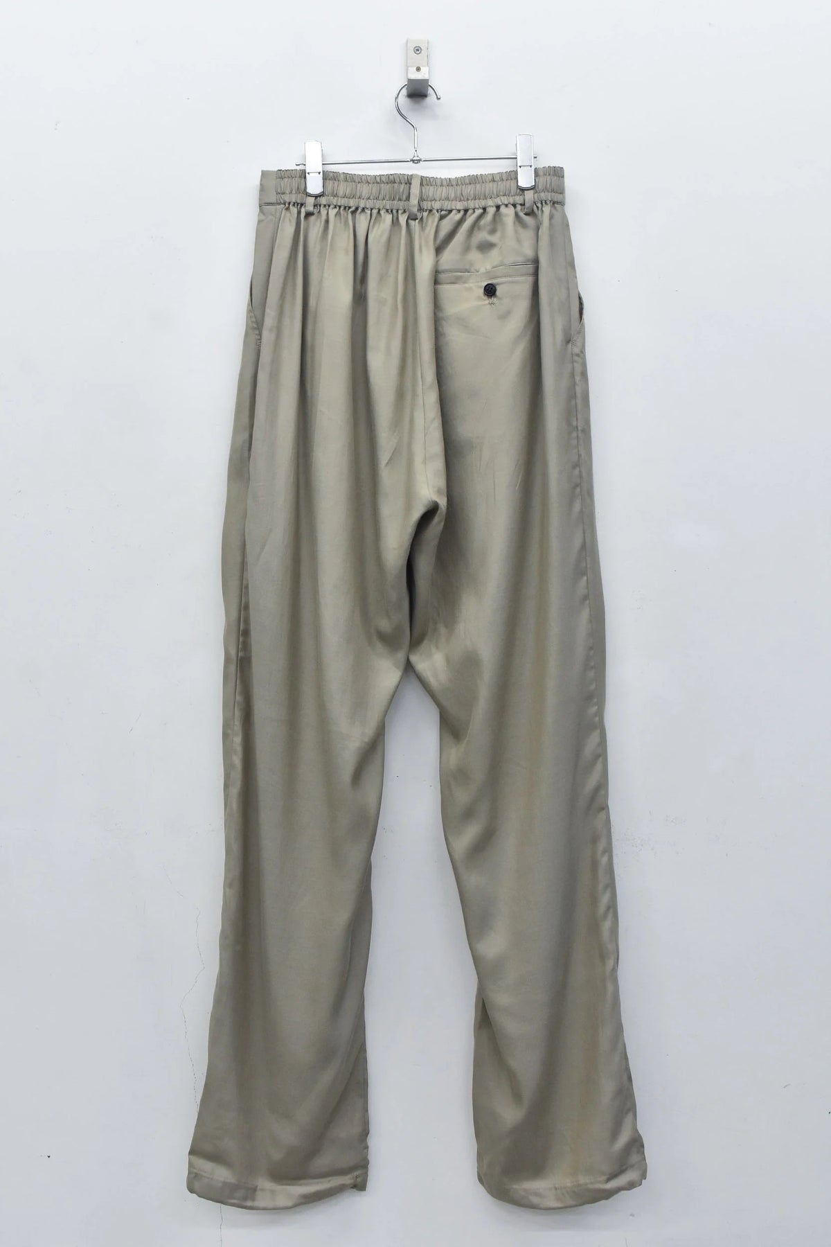 【New Rose】　Embroidery Wrinklework Tuck Pants
