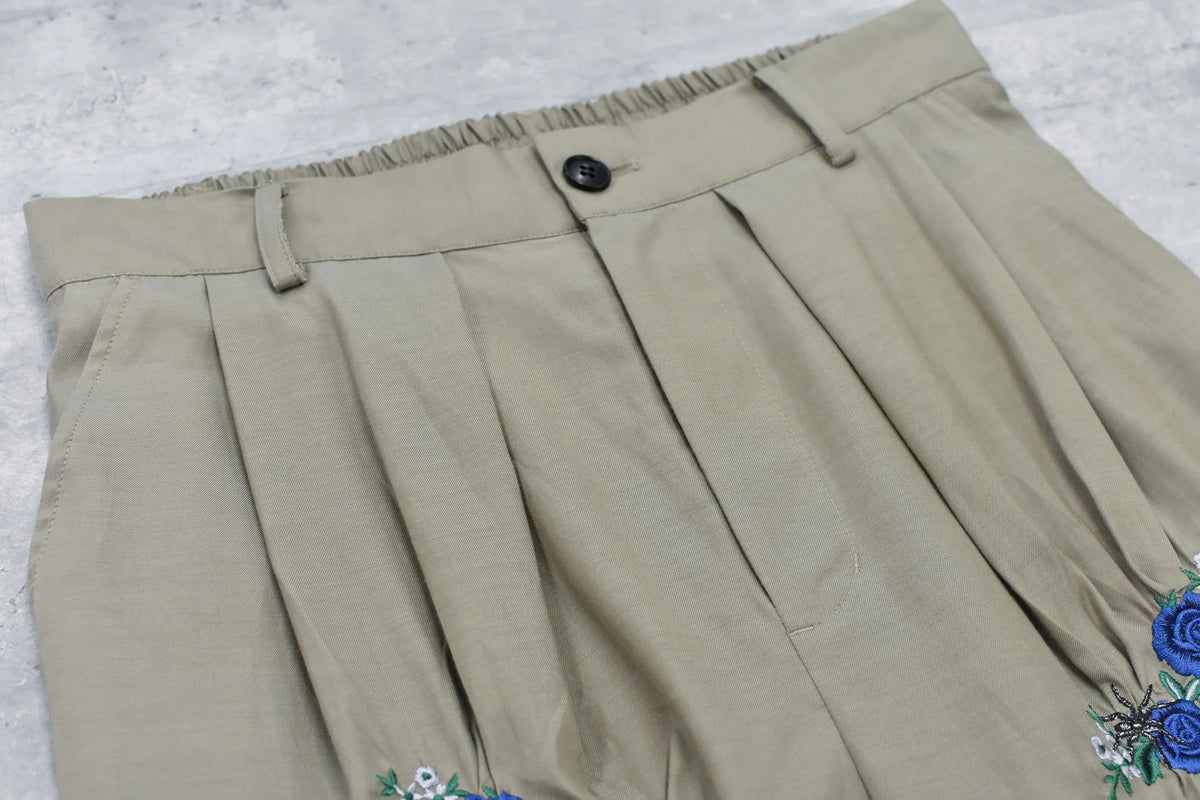 【New Rose】　Embroidery Wrinklework Tuck Pants