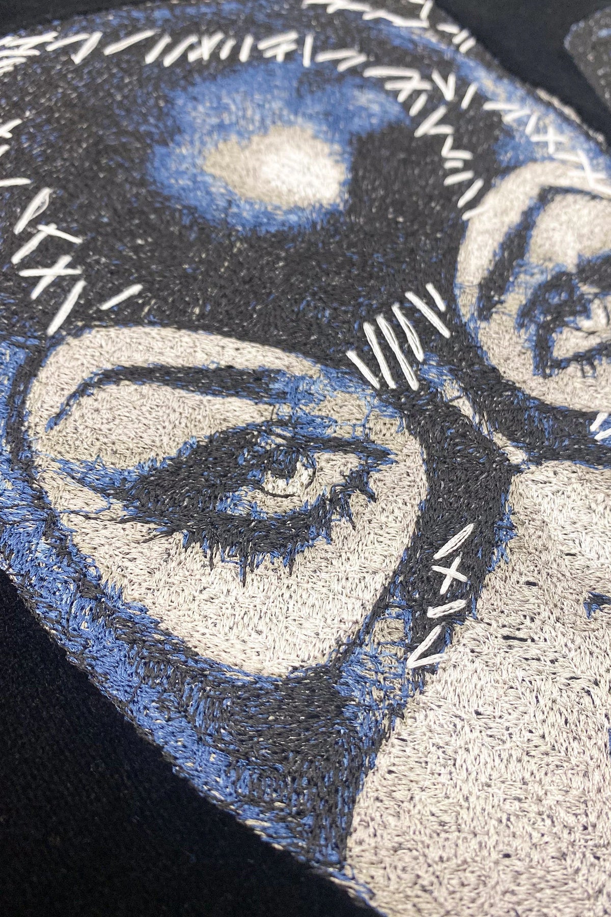 【New Rose】　　CATWOMAN PHOTOSTITCH HOODIE /VELOR