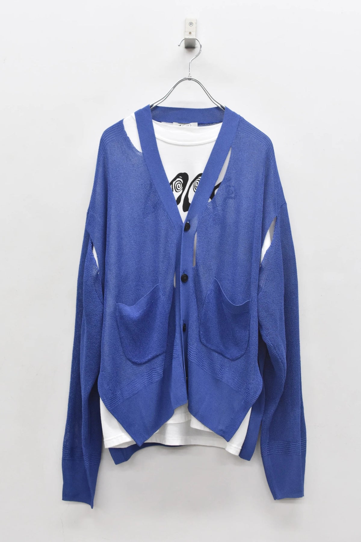 [New Rose]★Now accepting reservations★COMMANDO V NECK CARDIGAN