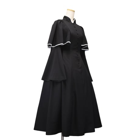 【Sheglit】シェグリット　●予約●"Sacred"ケープワンピース　ホワイト×ブラック/ブラック×ブラック