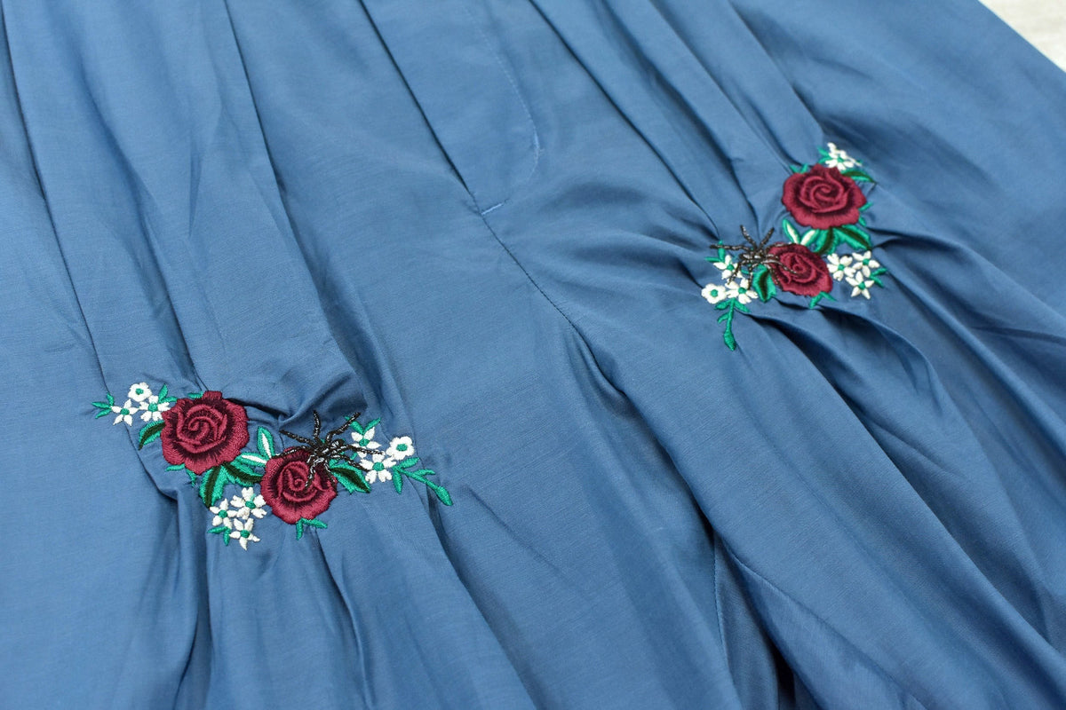 【New Rose】　Embroidery Wrinklework Tuck Pants