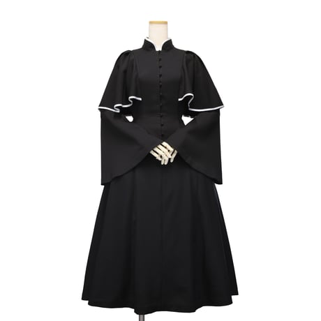 【Sheglit】シェグリット　●予約●"Sacred"ケープワンピース　ホワイト×ブラック/ブラック×ブラック