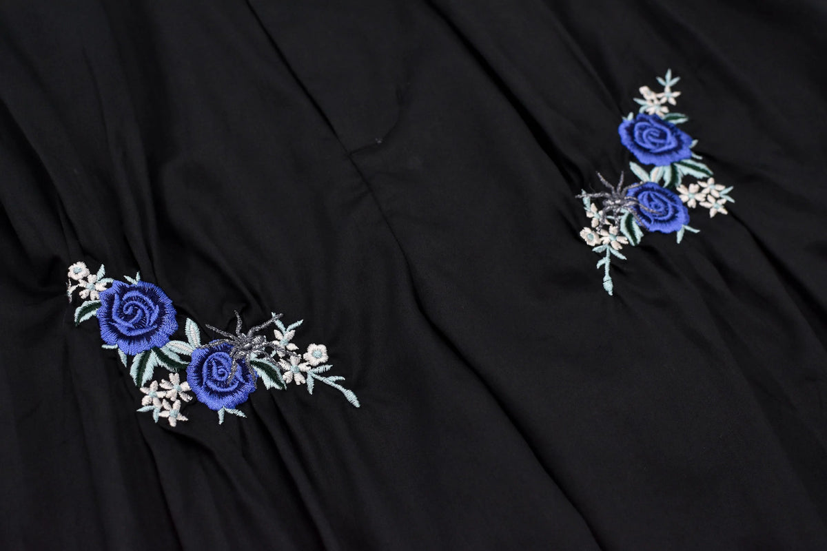 【New Rose】　Embroidery Wrinklework Tuck Pants