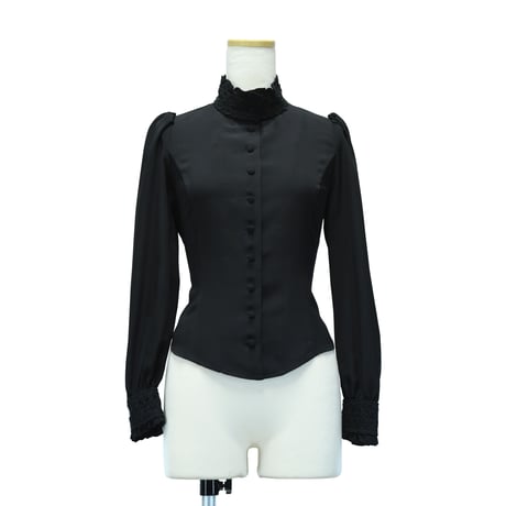 【Sheglit】シェグリット　●予約●スタンドカラーリボンジャボブラウス　ホワイト/ブラック　Mサイズ/Lサイズ