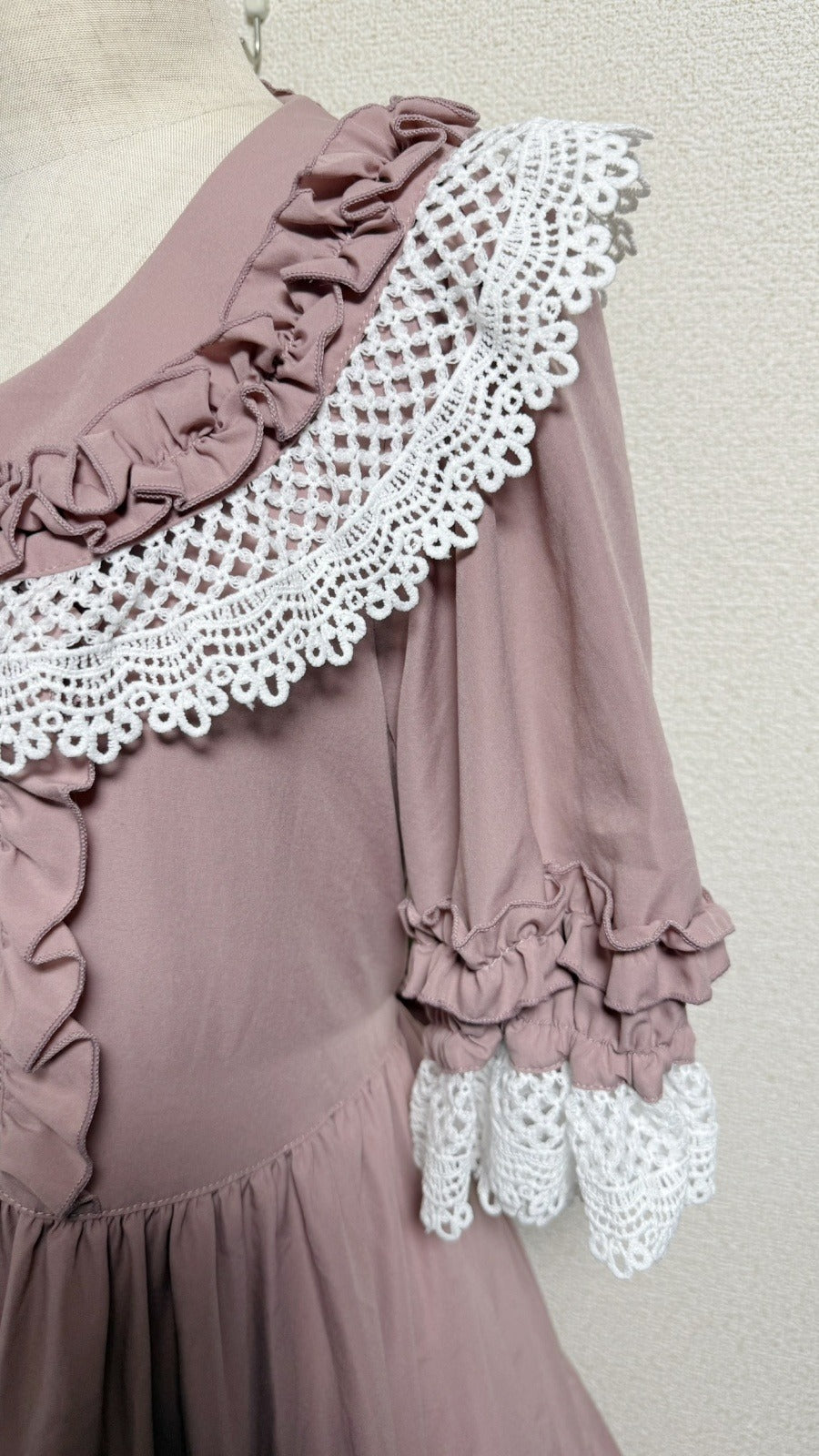 【Physical Drop】フィジカルドロップ　レース衿付きティアードOP【ピンク】