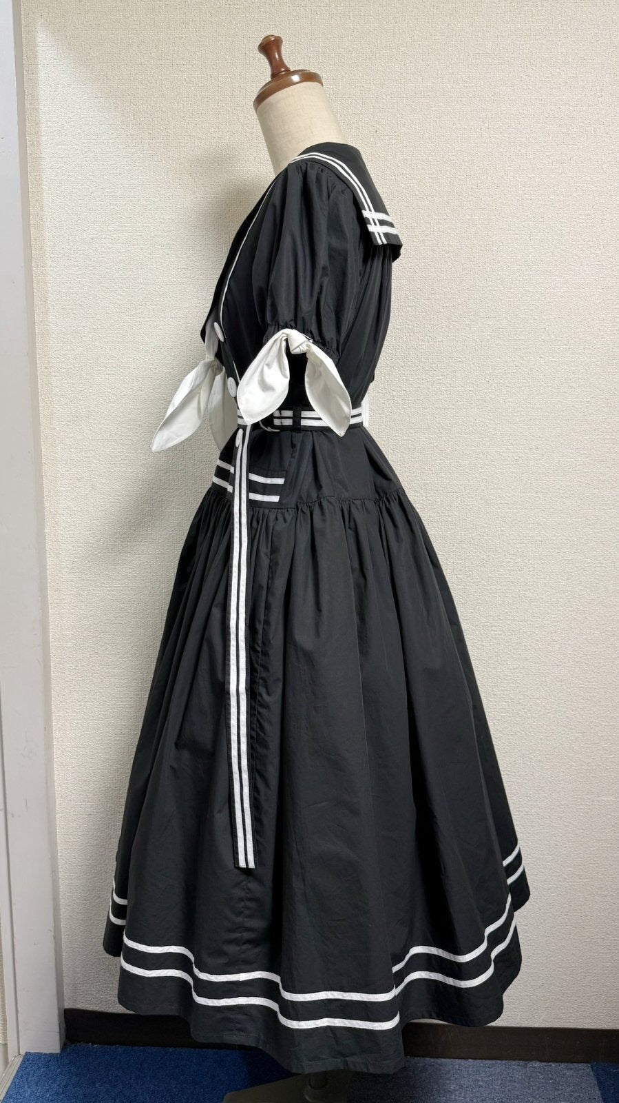 【Physical Drop】フィジカルドロップ　ノスタルジックセーラーワンピース【レギュラーサイズ・黒・ノーマル丈】
