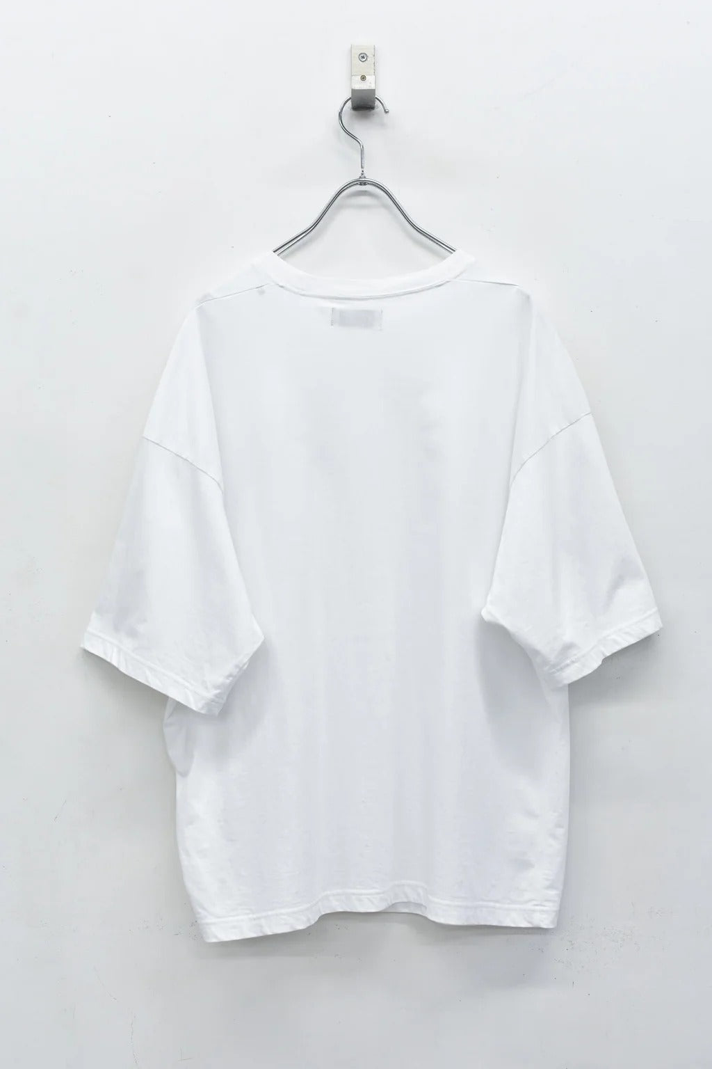 【New Rose】　Embroidery Wrinklework T-shirt