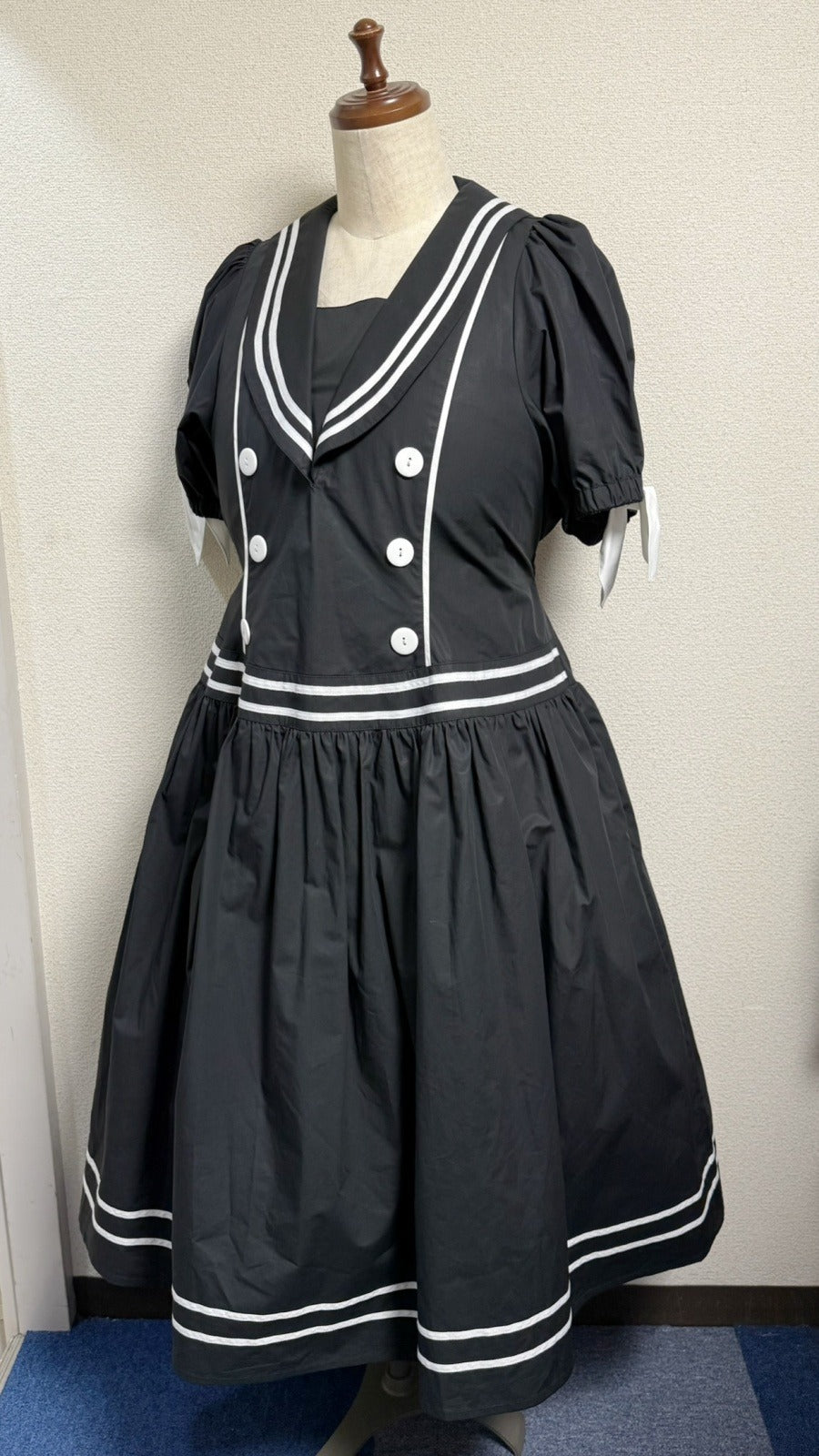 【Physical Drop】フィジカルドロップ　ノスタルジックセーラーワンピース【プラスサイズサイズ・黒・ノーマル丈】